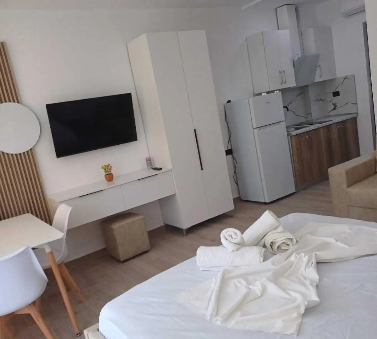 Vila Donald Borş Arnavutluk