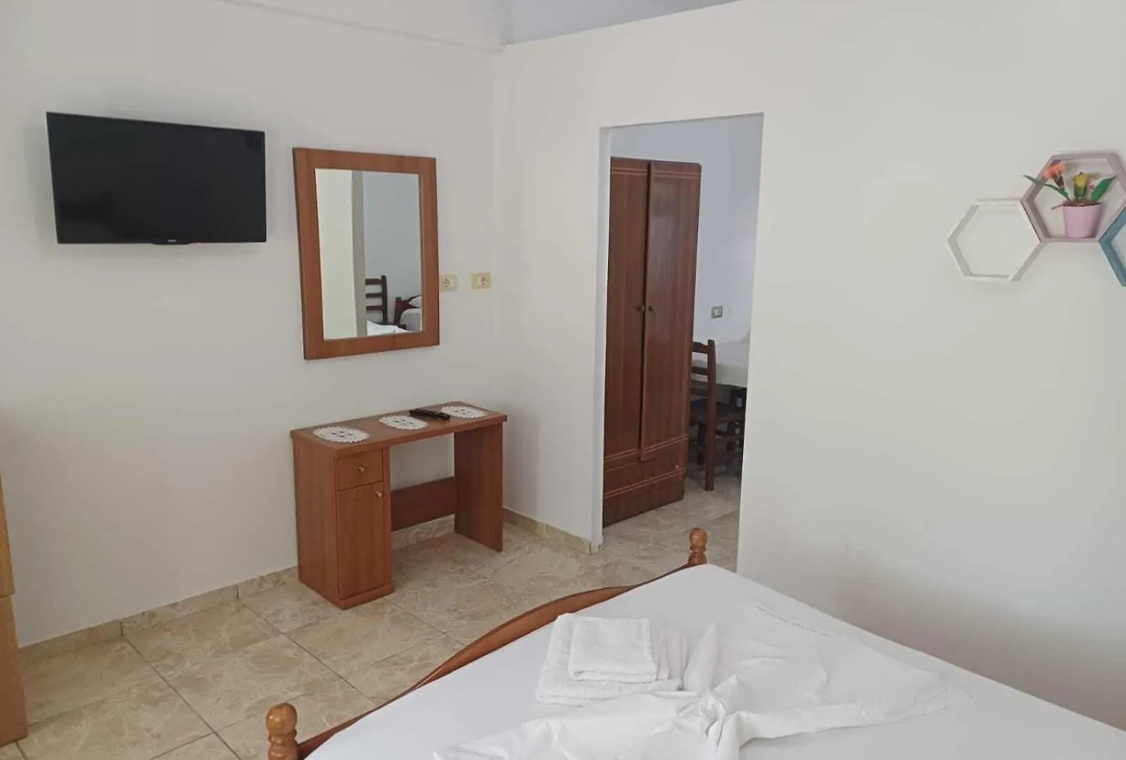 Villa Vila Donald Borş Arnavutluk