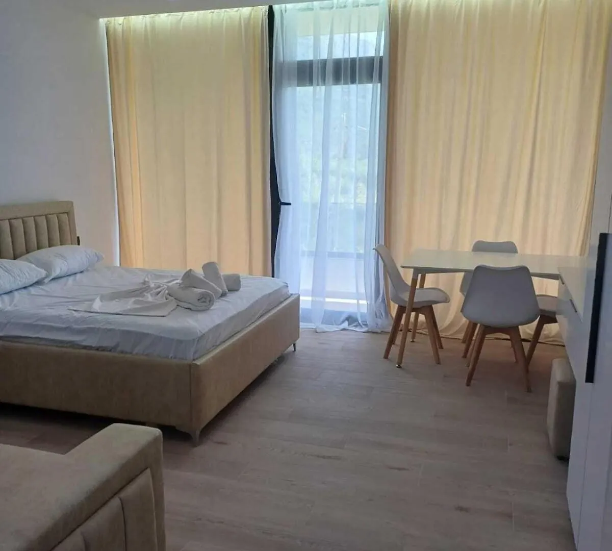 Villa Vila Donald Borş